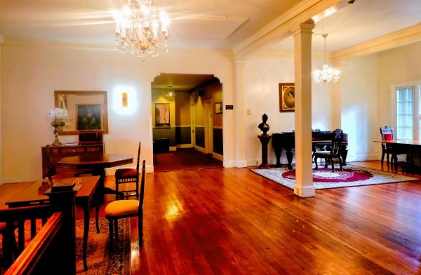 Copper Queen Hotel image 11